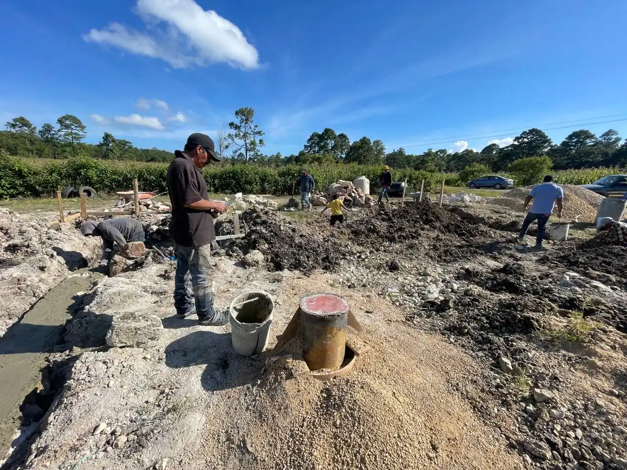 Resultado exitoso de perforación guiada por radiestesia - Adalberto Lopez en Comunidades de Chiapas (Foto 4)